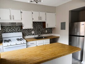 4717 1st St SW in Washington, DC - Building Photo