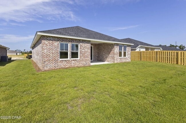 3884 Red Deer Cir in Panama City, FL - Building Photo - Building Photo