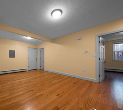 71 Sacramento St, Unit 3 in Cambridge, MA - Building Photo - Building Photo