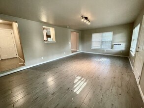 120 N Ranchwood Blvd in Yukon, OK - Building Photo - Building Photo