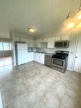 9232 Ames Ave in Omaha, NE - Building Photo - Building Photo