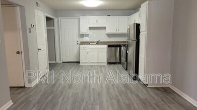 201 8th Ave SW in Decatur, AL - Building Photo - Building Photo
