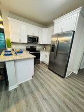 9560 10th Bay St in Norfolk, VA - Building Photo - Building Photo