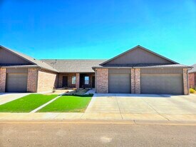 1706 Corpus Ave in Wolfforth, TX - Building Photo