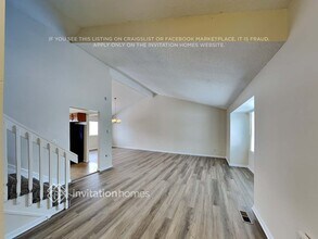 18900 E Chaffee Pl in Denver, CO - Building Photo - Building Photo