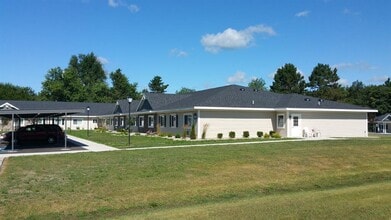 529 E 2nd St in Perry, MI - Building Photo - Building Photo