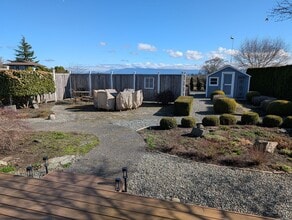 14864 Channel Dr in La Conner, WA - Building Photo - Building Photo