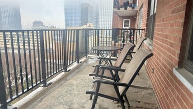 225 St Pauls Ave in Jersey City, NJ - Building Photo - Building Photo