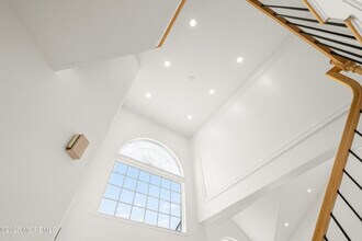 95 Linden Ave in West Long Branch, NJ - Building Photo - Building Photo