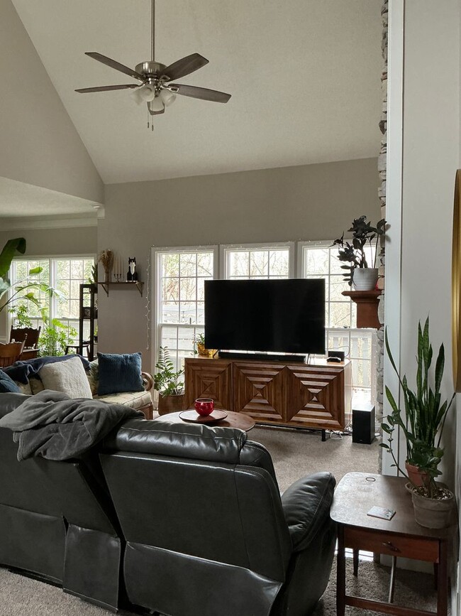 220 Tremont Cir in Athens, GA - Building Photo - Building Photo