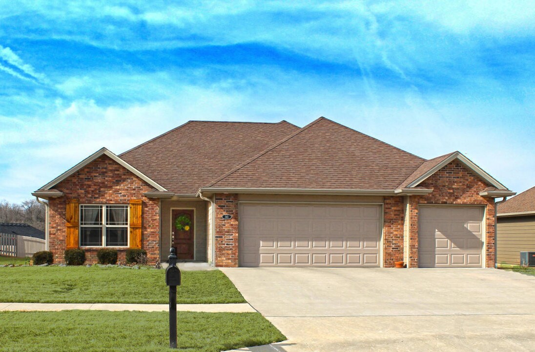 313 Reedsport Ridge in Columbia, MO - Building Photo