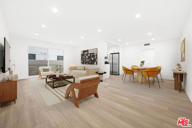1546 S Hayworth Ave in Los Angeles, CA - Building Photo - Building Photo