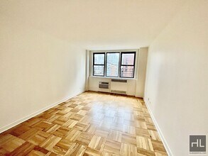 East 79th Street in New York, NY - Building Photo - Building Photo