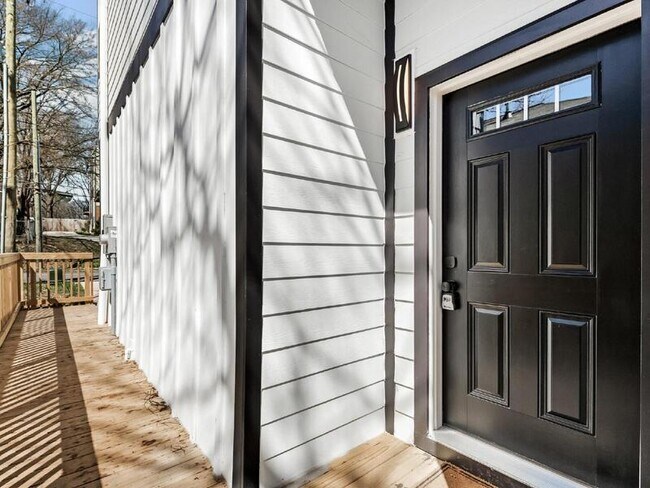 1310 N Davidson St in Charlotte, NC - Building Photo - Building Photo