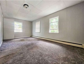 300 Trenton Rd in Pemberton Township, NJ - Building Photo - Building Photo
