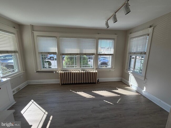 property at 123 N Melbourne Ave