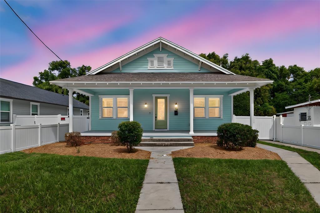 506 E Robles St in Tampa, FL - Building Photo