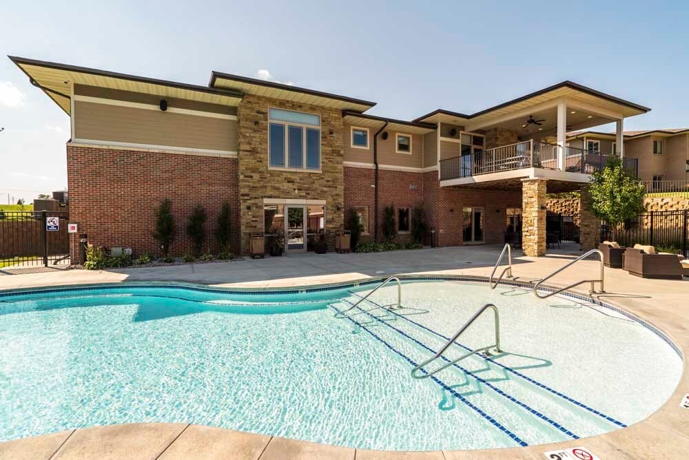 Villas of Omaha at Butler Ridge in Omaha, NE - Building Photo
