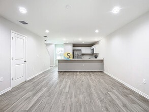 3821 SW 43rd Ct, Unit 312 in Ocala, FL - Building Photo - Building Photo