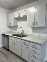 512 Stallings Ave in Deltona, FL - Building Photo - Building Photo