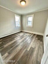 320 Hamilton Ave in Seaside Heights, NJ - Building Photo - Building Photo