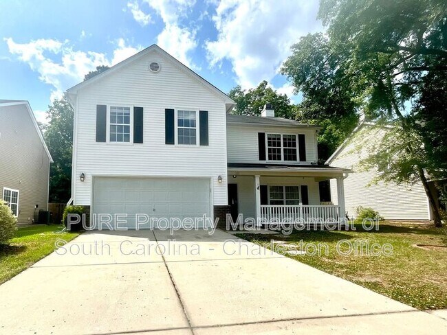property at 2641 Alamanda Dr