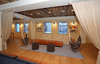Hub on Campus Madison in Madison, WI - Foto de edificio - Interior Photo
