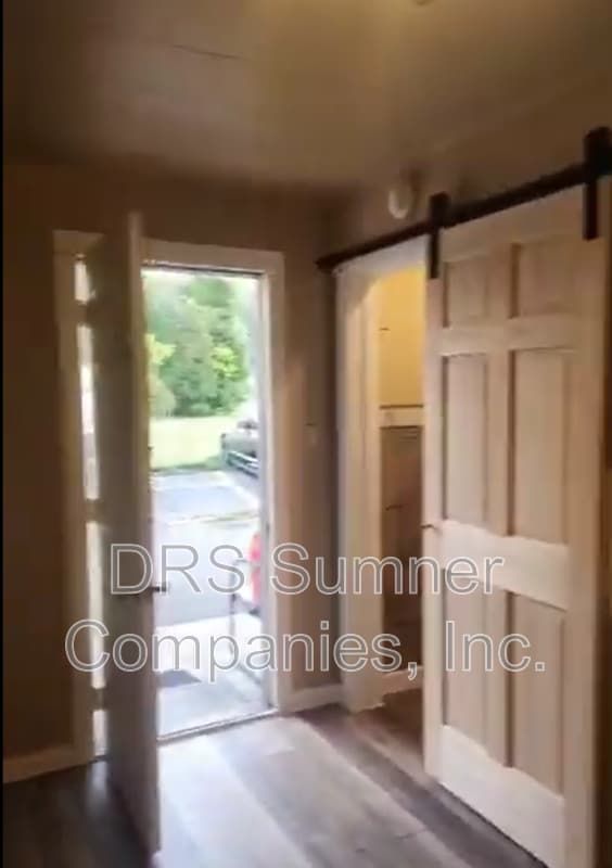 property at 10900 Mason Rd NE