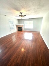 3705 SW Hansom Loop in Bentonville, AR - Building Photo - Building Photo