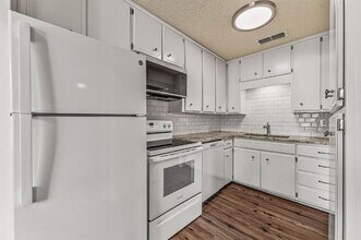 1361 W Mc Neill in Stephenville, TX - Building Photo - Building Photo