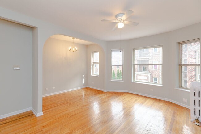 429 E Oakwood Blvd in Chicago, IL - Building Photo - Building Photo