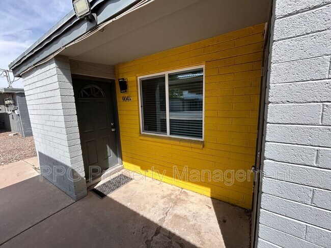property at 904 S Mariana St