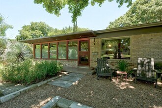 1812 Dywer Ave in Austin, TX - Building Photo - Building Photo