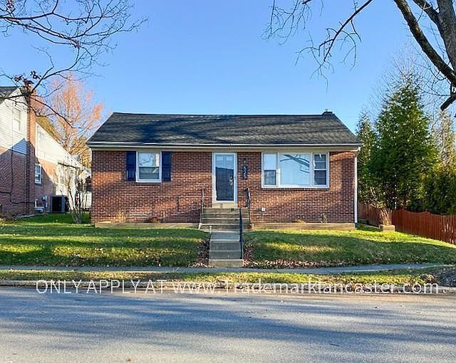 property at 525 Hilton Dr