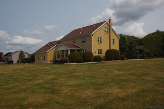 315 Kim Ln in Windber, PA - Building Photo - Building Photo