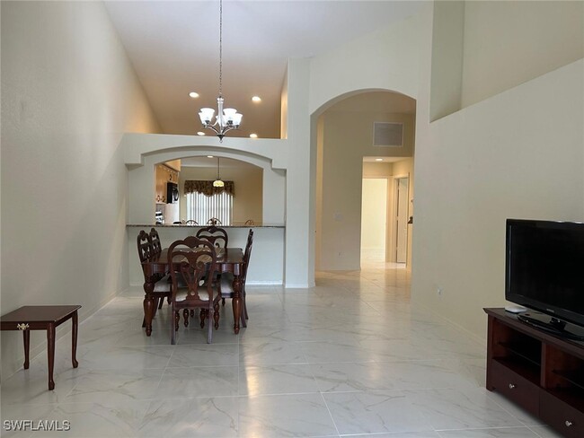 property at 8220 Ibis Cove Cir