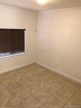 7428 NW 178th St-Unit -7428 in Hialeah, FL - Building Photo - Building Photo