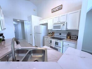 1518 Gulfview Dr in Haines City, FL - Building Photo - Building Photo