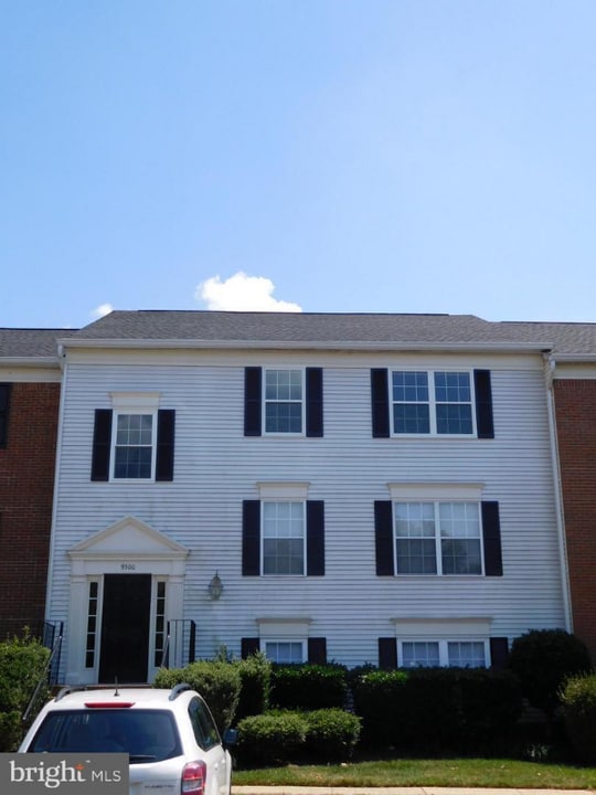 9300 Caspian Way in Manassas, VA - Building Photo