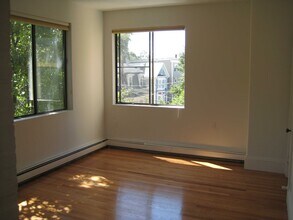 71 Putnam Ave, Unit #2 in Cambridge, MA - Foto de edificio - Building Photo