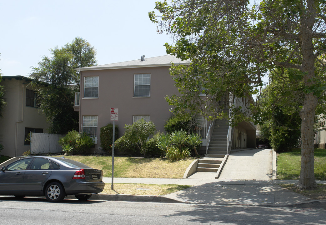 445 Van Ness Ave in Los Angeles, CA - Building Photo