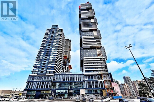 4015 The Exchange in Mississauga, ON - Building Photo - Building Photo