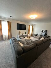 1 Bollardpoint Ln in Houston, TX - Building Photo - Building Photo