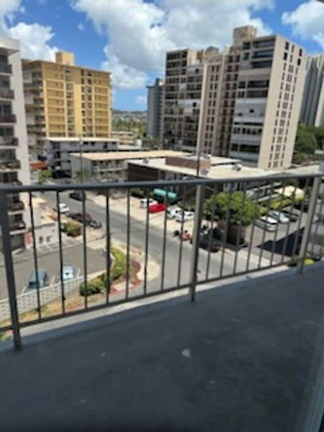 property at 222 Liliuokalani Ave