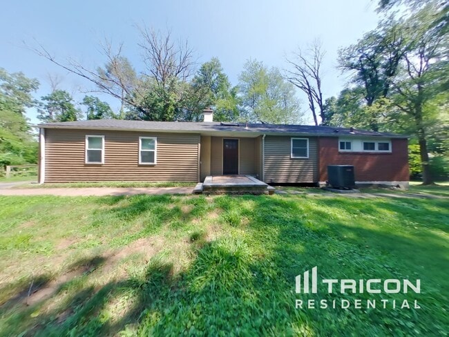 property at 408 Meadowhurst Ln