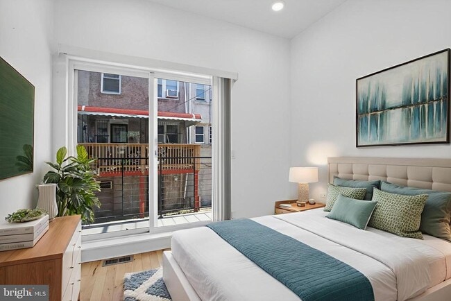 property at 1445 S 32nd St