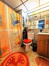 1243 Beacon St, Unit 2D in Brookline, MA - Foto de edificio - Building Photo