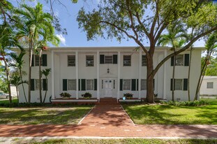 444 Malaga Ave, Unit Apt 2 in Coral Gables, FL - Building Photo