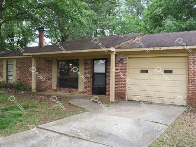 property at 3606 White Oak Way SW