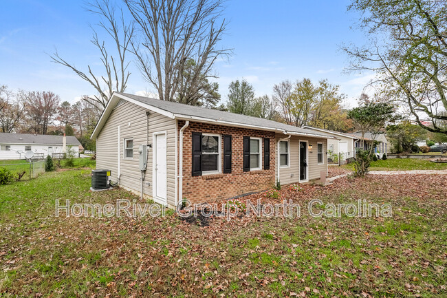 3114 Kilkenny Ave in Greensboro, NC - Building Photo - Building Photo